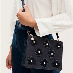 KATE SPADE FLORAL CROSSBODY/ CLUTCH BAZER BLUE